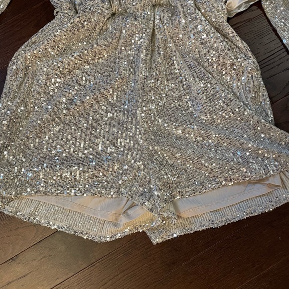 VENUS Shimmering Silver Sequin Jumpsuit/ Romper - Picture 7 of 8